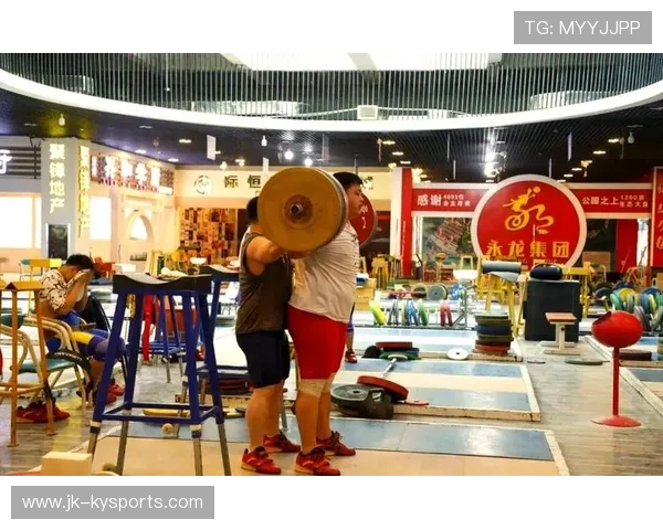 举重运动员康复训练中心投入使用,举重训练基地 举重运动员康复训练中心投入使用,举重训练基地